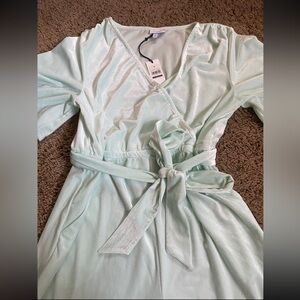 Chic Mint Green Wrap Dress